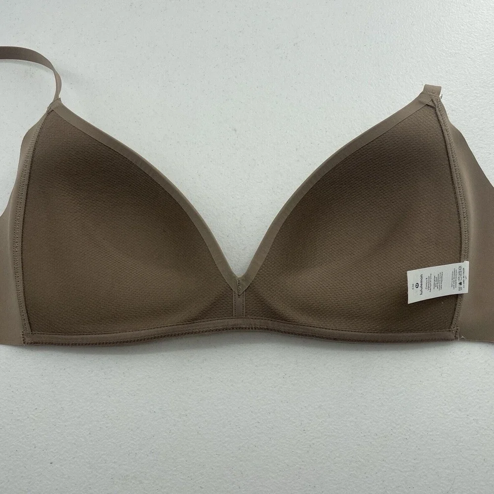 Lululemon Size 32C Bra Take Shape Molded Wireless Uplift Shape Soft Sand Beige